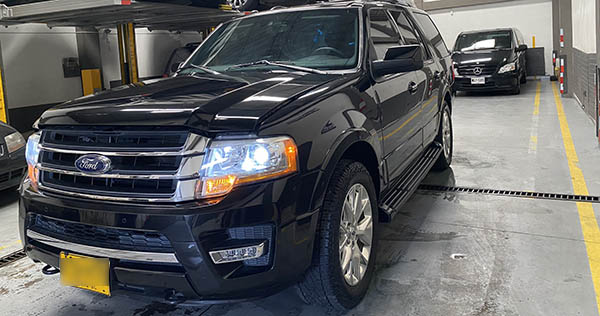 Ford Expedition Medellin 